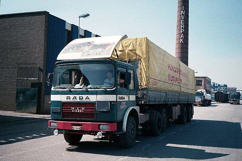 régi Rába teherautó a Hungarocamionnál