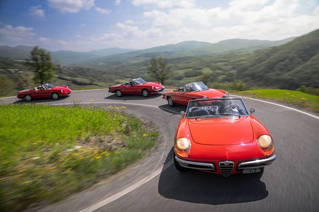 Alfa Romeo veterán autók az úton